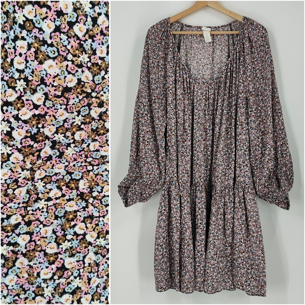 Floral Mini Dress with Long Sleeves